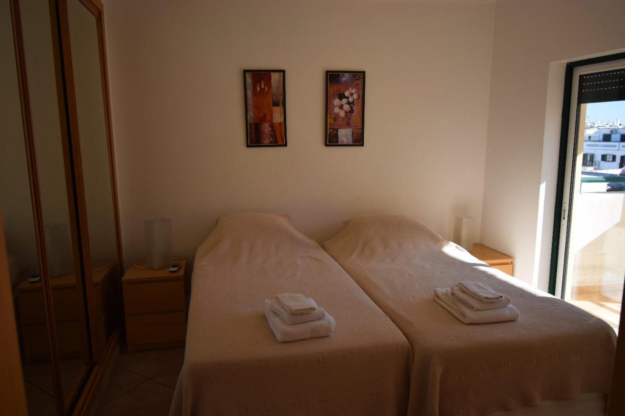 Apartment Piscina *